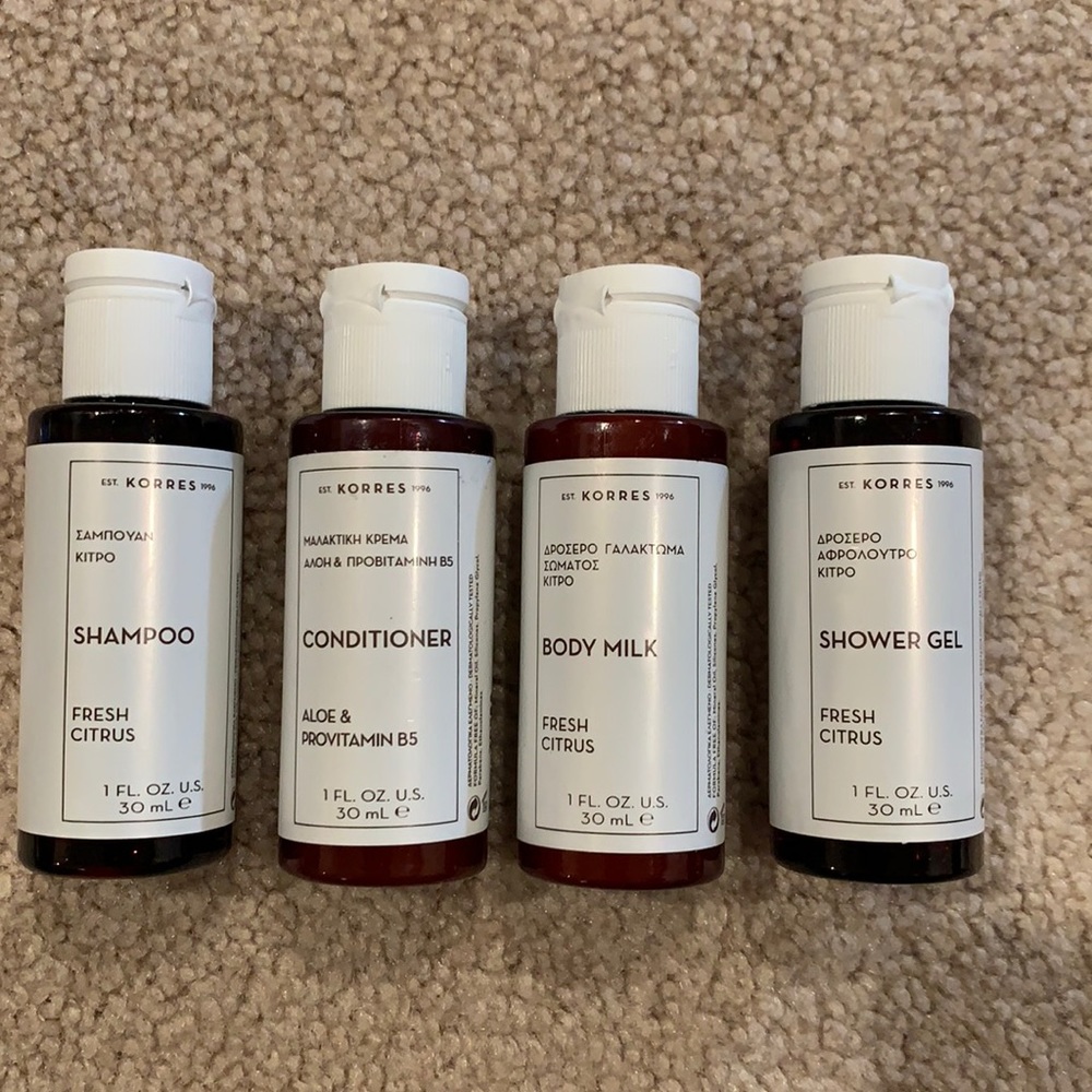 Korres toiletries kit 4pc